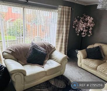 3 bedroom terraced house to rent - Photo 3