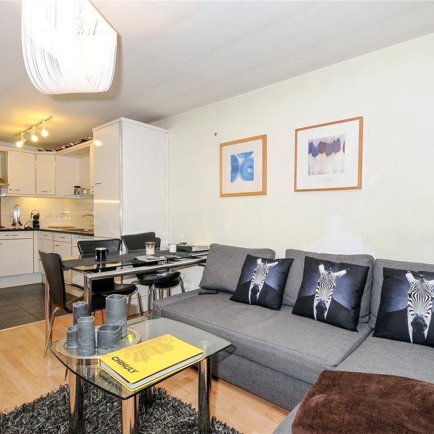 48 Wells Street, London, W1T - Photo 1