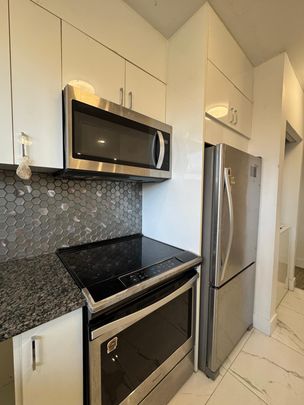 5480 Av. Coronation, apt. 7 - Photo 1