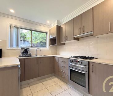 Newly Renovated 3 Bedroom Home! - Photo 2