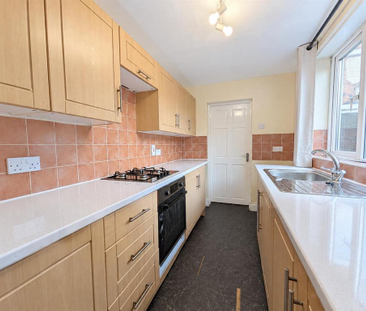 2 bedroom terraced house to rent - Photo 6