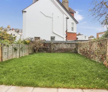 1 bedroom flat to rent - Photo 6