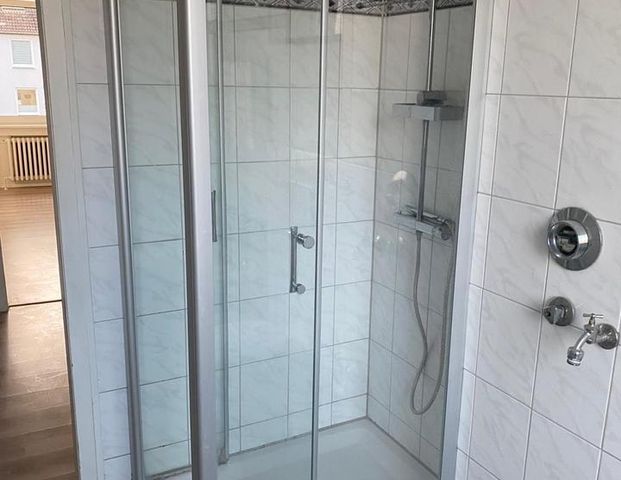 3 Zimmer Wohnung 2.OG ab sofort in Enger - Foto 1