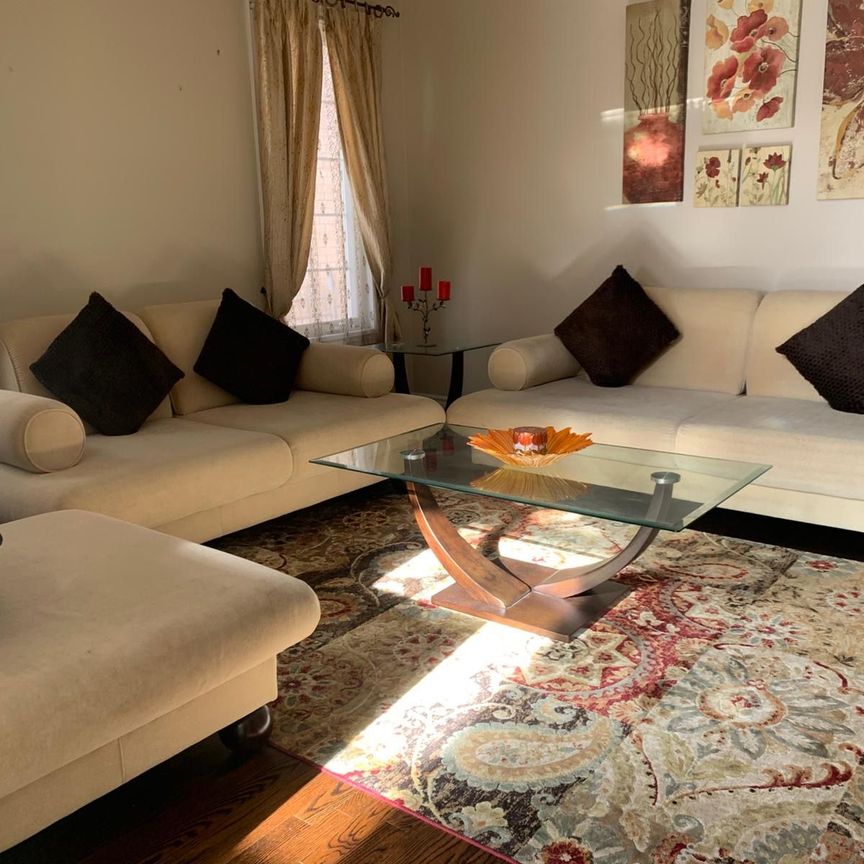 For Lease - 201 Bristol Road, Mississauga, Ontario - Photo 1