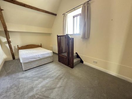 3 bedroom barn conversion to rent - Photo 5