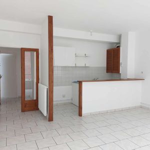 T2 BEAUVAIS CENTRE ILLE - Photo 2