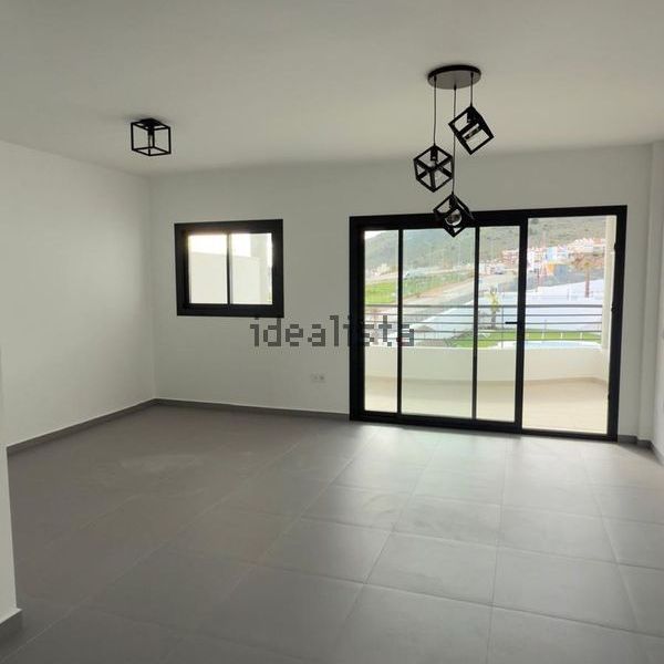 Alquiler de ático en Calle Ágave - Photo 1