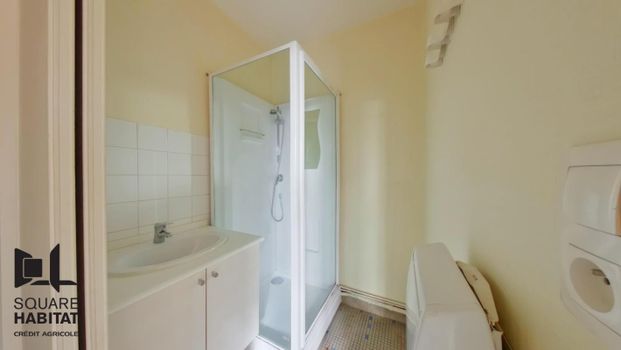 Location Appartement 1 pièce 31m² CHATELLERAULT 86100 - Photo 1