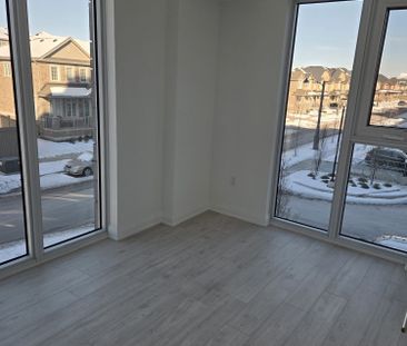 For Lease - 412 Silver Maple Road Unit# 21, Oakville, Ontario - Photo 1