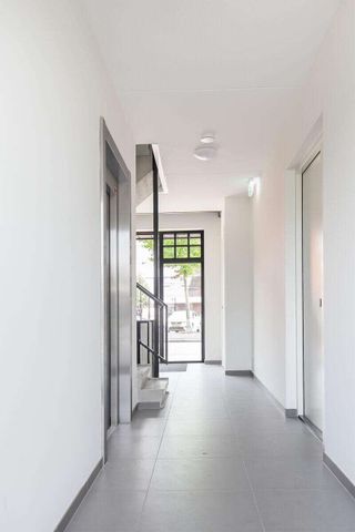 Sint Bavostraat, Rijsbergen, Nederland - Photo 2