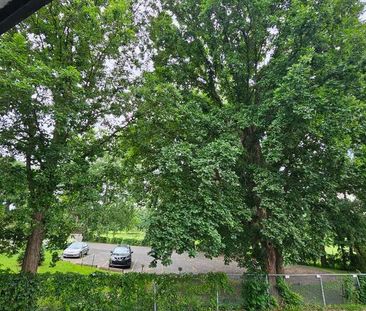 Lumineux , Tranquil et grand 4 12 sur le Golf à Saint-Lambert - Photo 1