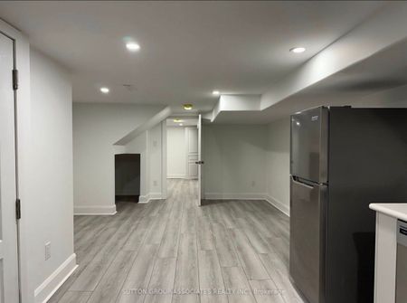 For Lease - 1208 College Street Unit# Bsmt, Toronto, Ontario - Photo 4