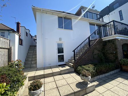 Lower Parkstone, Poole, - Photo 5