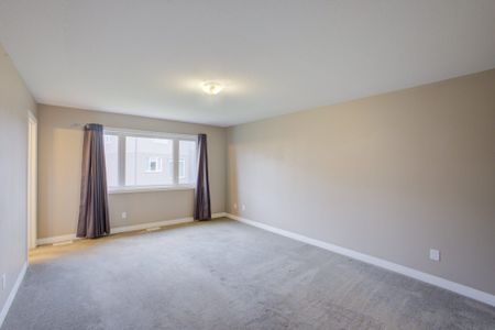 For Lease - 100 Pony Way, Kitchener, Ontario - Photo 4
