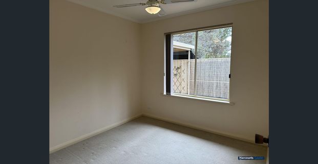 Neat 3 Bedroom Home in Evanston - Photo 1