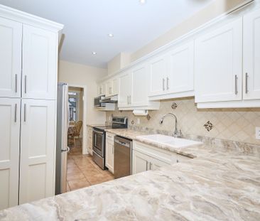 For Lease - 14 Emerald Common Unit# 7, St. Catharines, Ontario - Photo 1