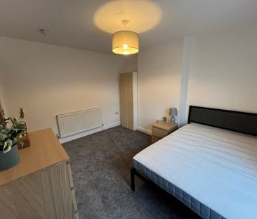 Room 5, West Hill Drive, Mansfield, NG18, Property for rent - Photo 1