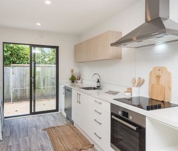 3/129 Aikmans Road, Merivale, NZ 8146 - Photo 3