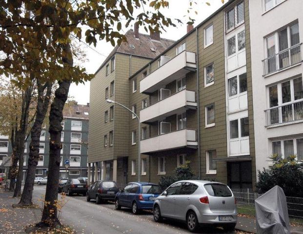 Modernisiert in zentraler Lage - Photo 1