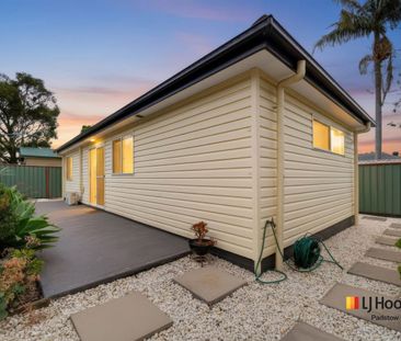Bright & Modern 2-Bedroom Granny Flat - Photo 5