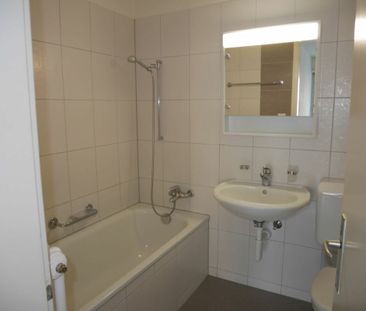 Zen­tra­le 1. Zim­mer­woh­nung mit Bal­kon - Photo 2