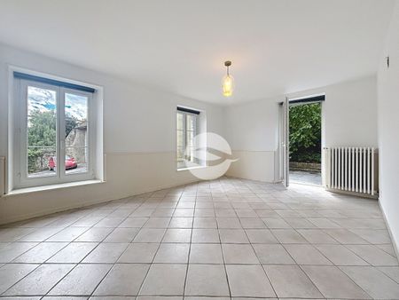 Charming 3.5 room ground floor apartment with terrace - Photo 2