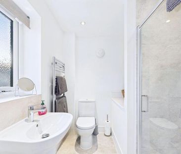 3 bedroom detached house to rent - Photo 5