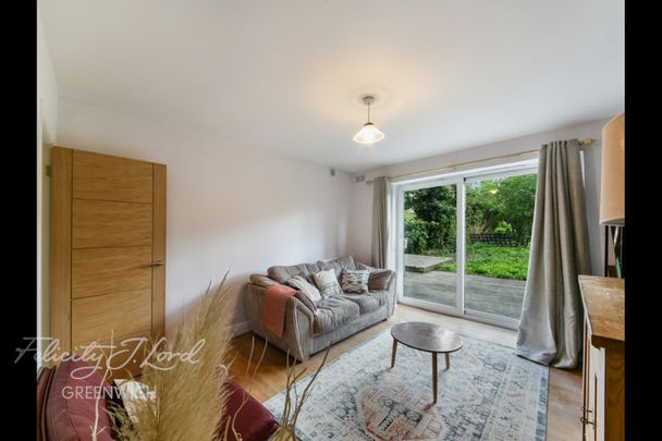 Ground Floor Garden Flat To Let in Greenwich - Photo 1