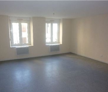 Location Appartement 4 pièces 76m² - Photo 3