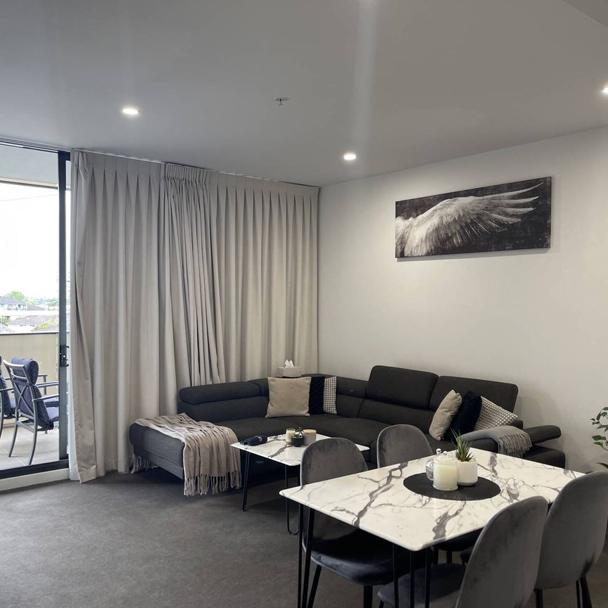 1 Bedroom + Study Apartment - Photo 1
