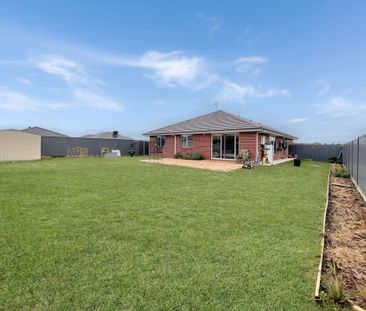 25 Donegal Drive, Alfredton - Photo 1