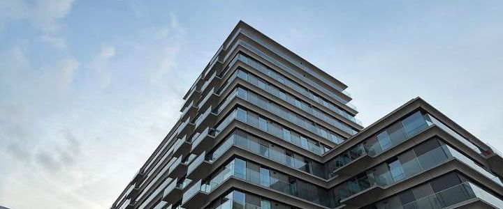 Großzügige 3 Zimmer Wohnung mit 2 Balkonen! - Foto 1