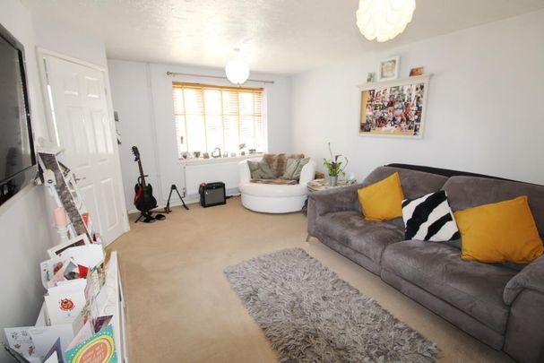 3 bedroom detached house to rent - Photo 1