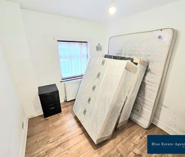 5 bedroom terraced house to rent - Photo 3