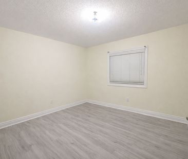 For Lease - 26 Red Ash Court, Brampton, Ontario - Photo 4