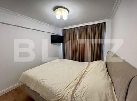 Apartament cu 3 camere, 55 mp, centrala si AC, zona Ultracentral - Fotografie 4