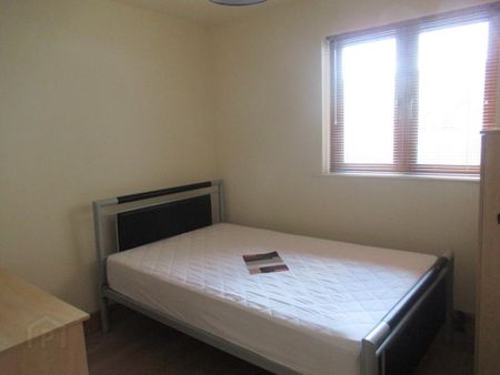 Unit 1, 44 College Park Avenue, Belfast, BT7 1JY - Photo 5
