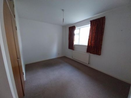 4 bedroom house to rent - Photo 2