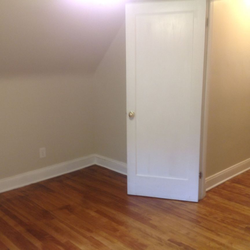 For Lease - 614 CHURCHILL Avenue, Carlingwood - Westboro and Area, Ontario - Photo 1