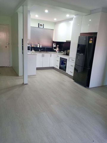 Harris Park - Photo 4