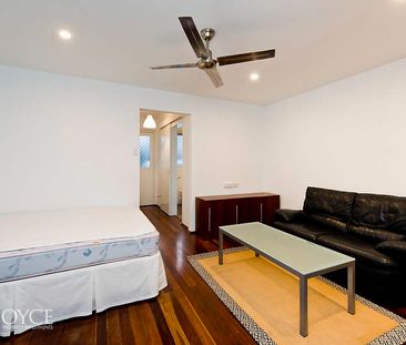 13/122 Terrace Road, Perth WA 6000 - Photo 3