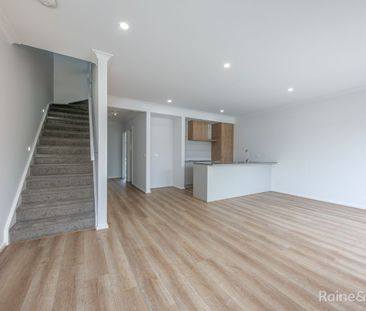 Brand New Large Modern Townhouse! - Photo 5