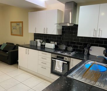 Room in a Shared House, Milner Road, B29 - Photo 2