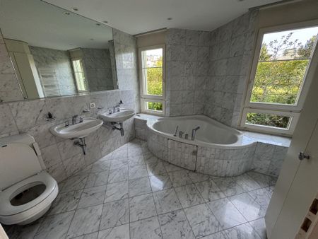Grosszügige 5.5-Zimmer-Erdgeschosswohnung mit Gartensitzplatz - Foto 5