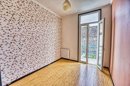 Maison Nimes 2 pièces 52 m², - Photo 2