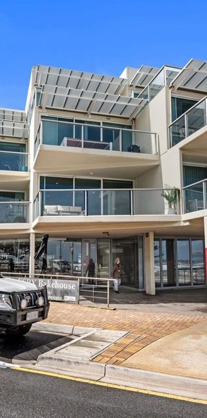 Luxury Beachfront Living Made Effortless! - Photo 1