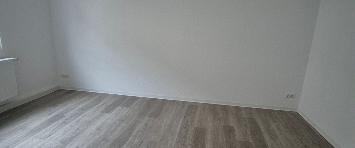 Schöne modernisierte 3 ZKB Wohnung zu vermieten ! - Foto 1