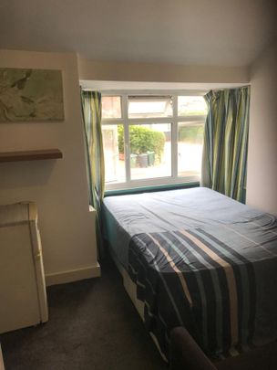 Room in a Shared Flat, Norman Road, B67 - Photo 1