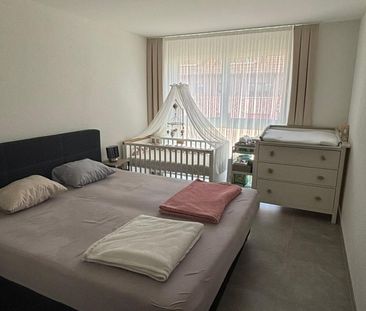 Modern 4.5-room penthouse apartment with balcony, Bülach - Photo 2