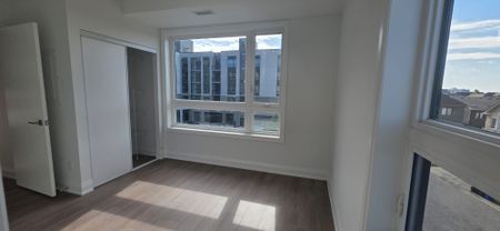 For Lease - 3250 Carding Mill Trail Unit# 311, Oakville, Ontario - Photo 3